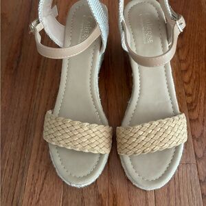 Catherine  Malandrino Espadrille Wedge Shoes size 7.5